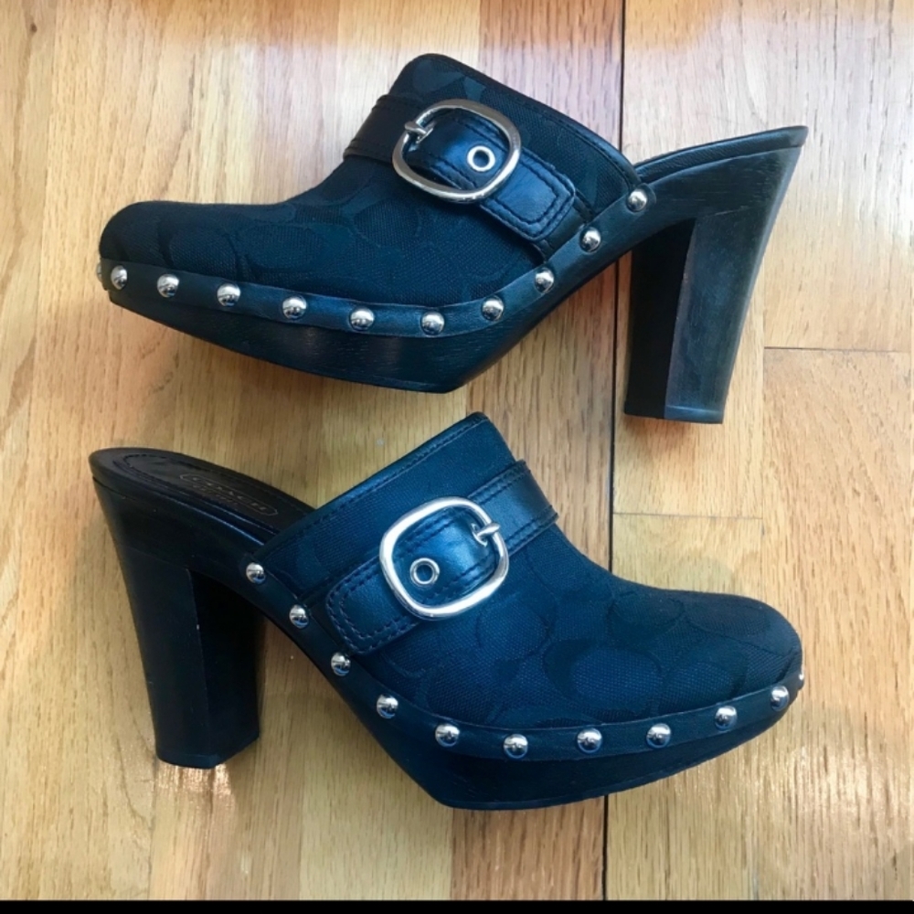 Coach clogs